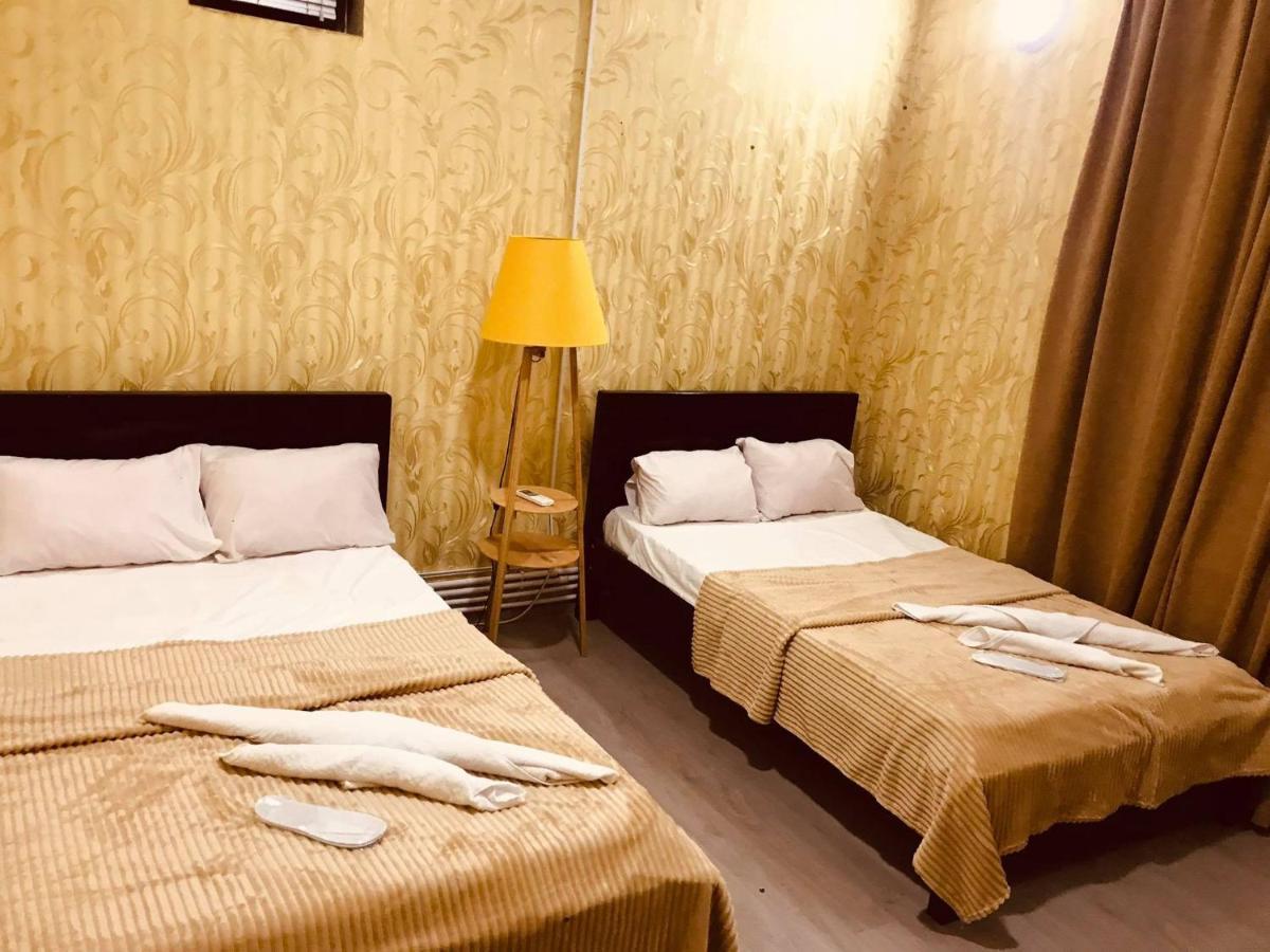 Rostus Hotel Tbiliszi Kültér fotó