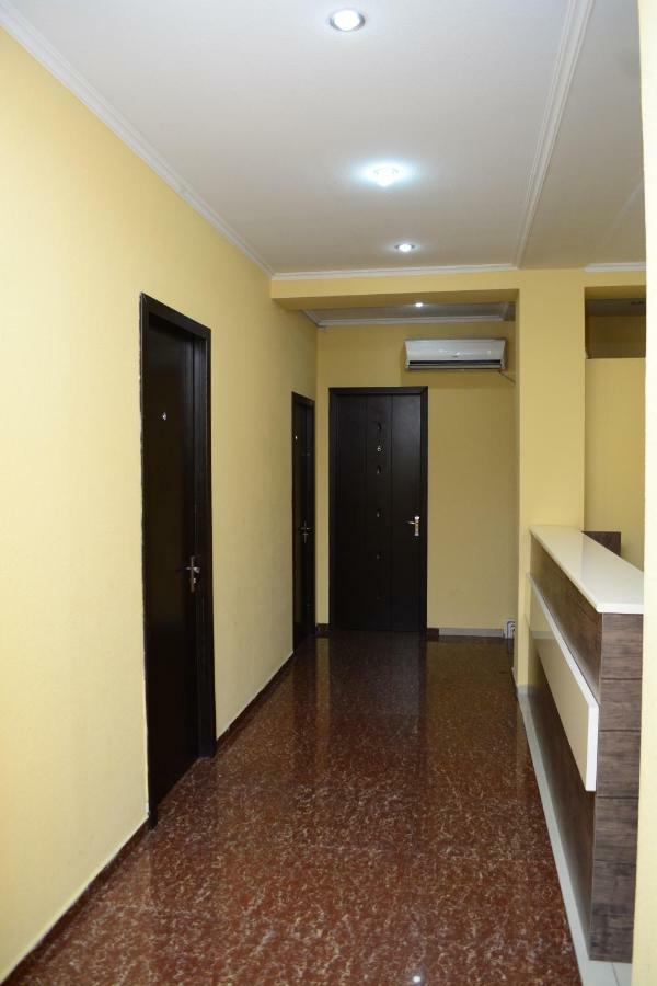 Rostus Hotel Tbiliszi Kültér fotó